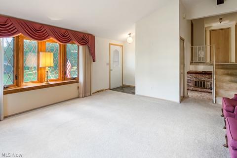 2475 Alan Dr, Willoughby Hills, OH 44092 photo 8