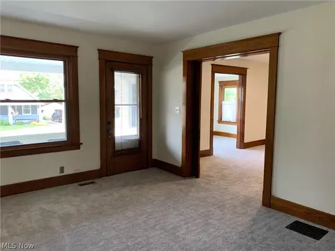 414 Maplewood Ave, Struthers, OH 44471 photo 30