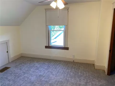 414 Maplewood Ave, Struthers, OH 44471 photo 19