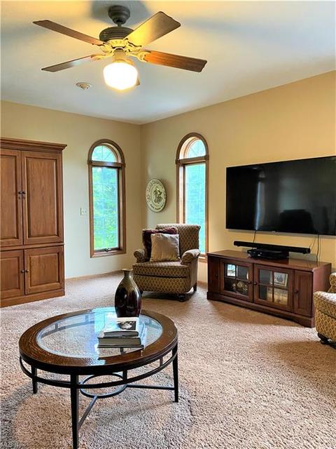 4035 Huntington Ct, Ashtabula, OH 44004 photo 9
