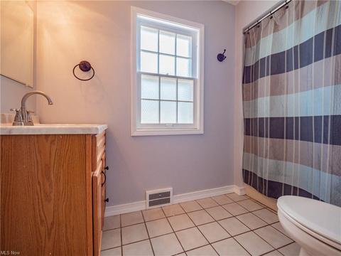 65 E 213 St, Euclid, OH 44123 photo 20