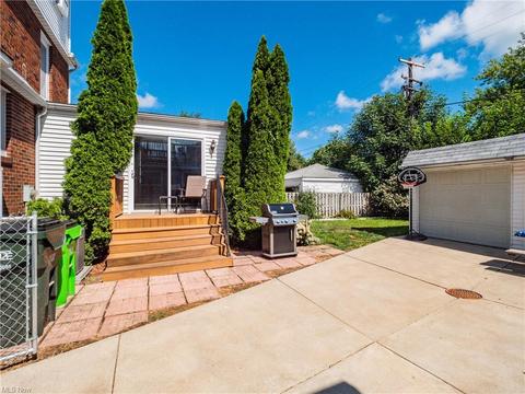 65 E 213 St, Euclid, OH 44123 photo 30