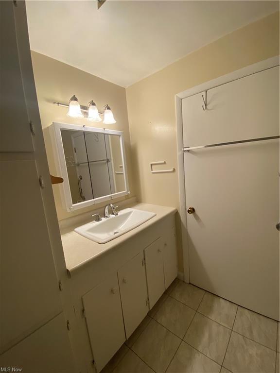  745 S Walnut St, Orrville, OH 44667 photo 14