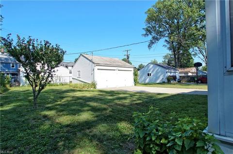 105 E 207th St, Euclid, OH 44123 photo 35