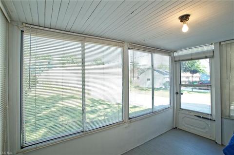 105 E 207th St, Euclid, OH 44123 photo 13