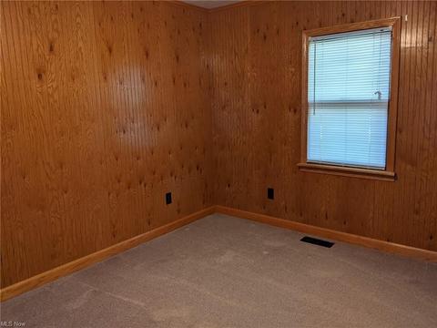 147 E Main St, Dalton, OH 44618 photo 8