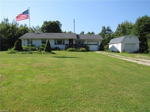 1991 Austinburg Rd, Ashtabula, OH 44004 photo 1