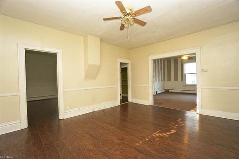 215 E Summit St, Alliance, OH 44601 photo 9