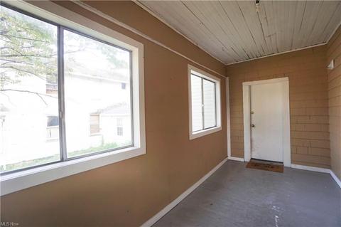 215 E Summit St, Alliance, OH 44601 photo 15