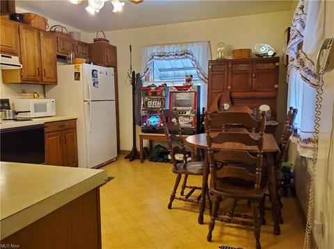 614 Ricksecker St, Dover, OH 44622 photo 14