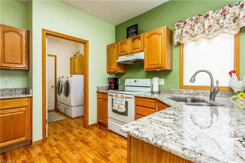 314 Stonehedge Dr, Elyria, OH 44035 photo 11