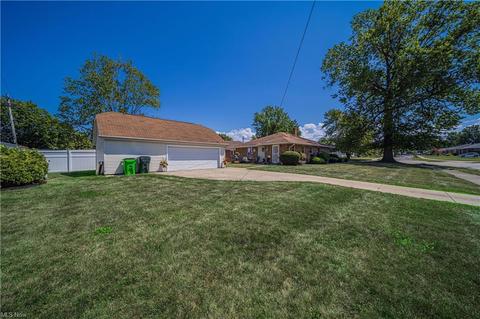 31715 Royalview Dr, Willowick, OH 44095 photo 19