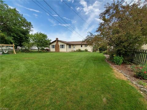 4100 Kenyon Ave, Lorain, OH 44053 photo 11