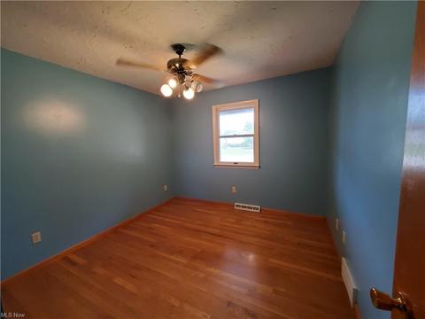 4100 Kenyon Ave, Lorain, OH 44053 photo 15