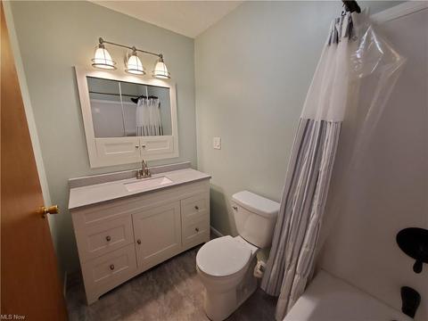 4100 Kenyon Ave, Lorain, OH 44053 photo 19