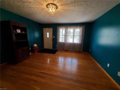 4100 Kenyon Ave, Lorain, OH 44053 photo 14