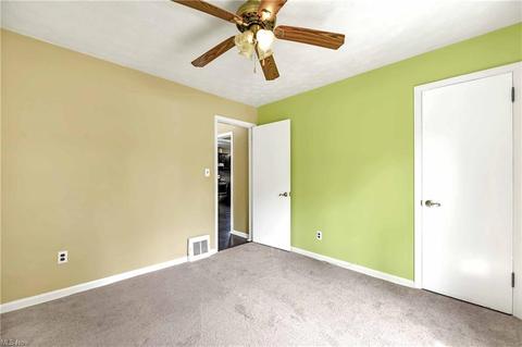 1722 Lorimer Rd, Parma, OH 44134 photo 24