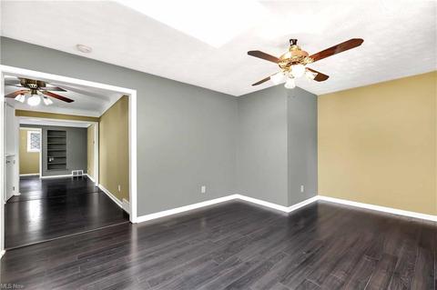 1722 Lorimer Rd, Parma, OH 44134 photo 21