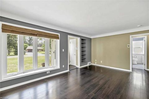 1722 Lorimer Rd, Parma, OH 44134 photo 13