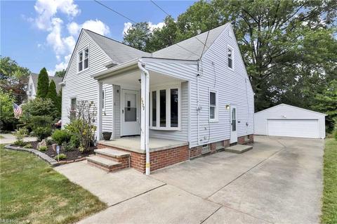 1722 Lorimer Rd, Parma, OH 44134 photo 3