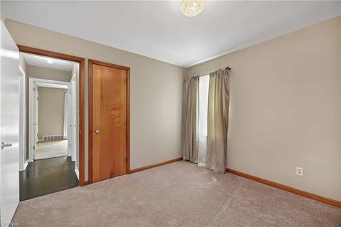 1722 Lorimer Rd, Parma, OH 44134 photo 26
