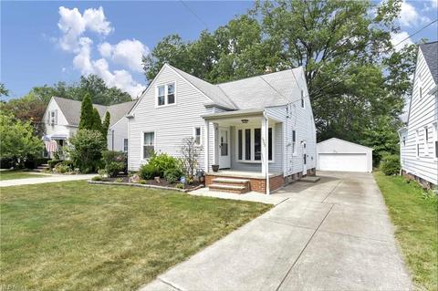 1722 Lorimer Rd, Parma, OH 44134 photo 2