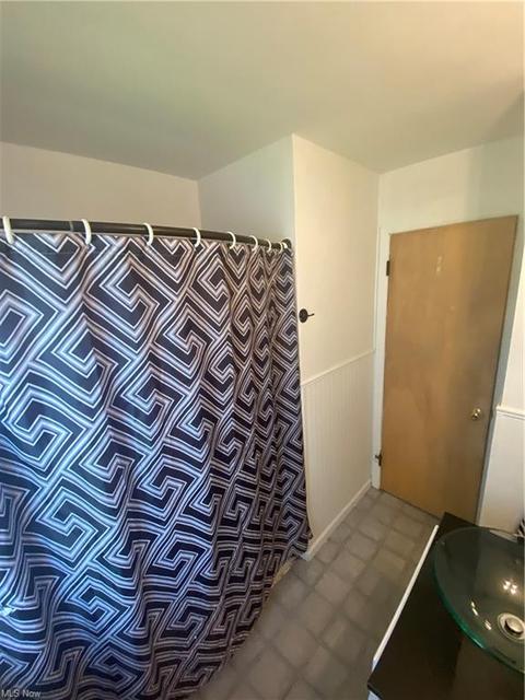 30301 Barjode Rd, Willowick, OH 44095 photo 12