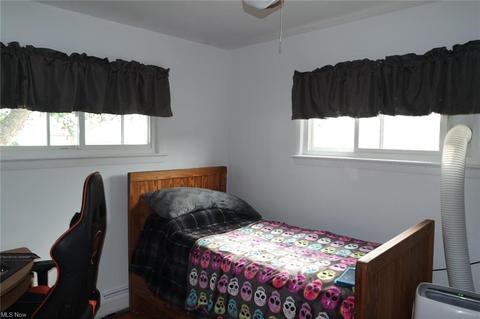 30301 Barjode Rd, Willowick, OH 44095 photo 5