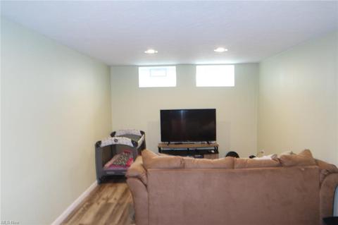 30301 Barjode Rd, Willowick, OH 44095 photo 7