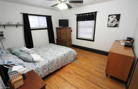30301 Barjode Rd, Willowick, OH 44095 photo 13