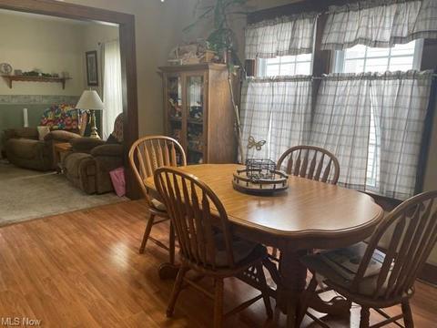 704 E 4th St, Dover, OH 44622 photo 7
