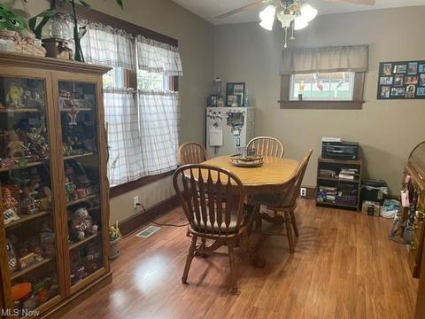 704 E 4th St, Dover, OH 44622 photo 8