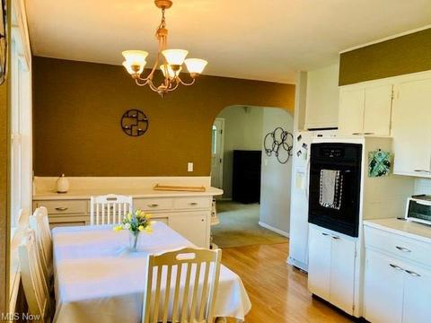 9825 Thwing Rd, Chardon, OH 44024 photo 13