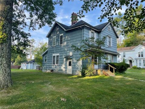 121 E Main St, Canfield, OH 44406 photo 3