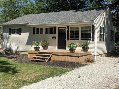 4791 Wake Robin Rd, Mentor, OH 44060 photo 1