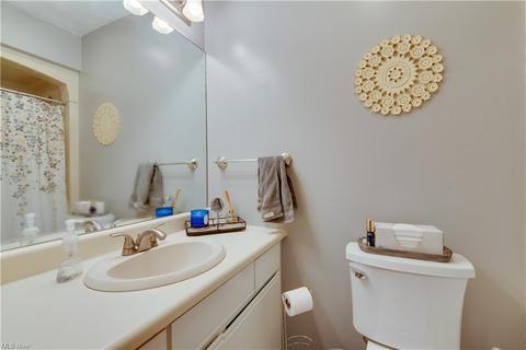 102 4th Ave, Berea, OH 44017 photo 14