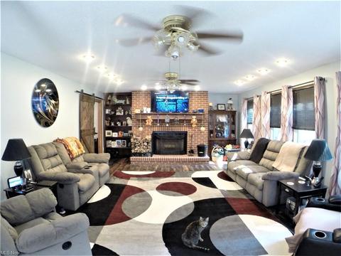 4773 Forest Rd, Mentor, OH 44060 photo 4