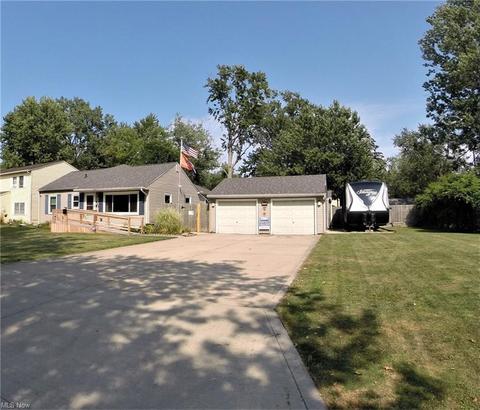 4773 Forest Rd, Mentor, OH 44060 photo 2