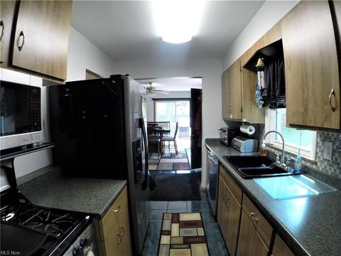 4773 Forest Rd, Mentor, OH 44060 photo 17