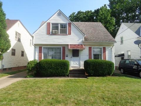 2806 Lucerne Ave, Parma, OH 44134 photo 1