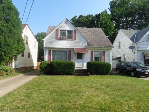 2806 Lucerne Ave, Parma, OH 44134 photo 5