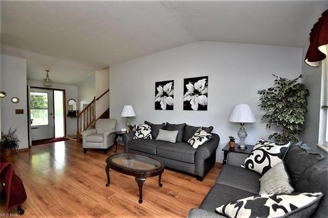 7340 Liberty Rd, Solon, OH 44139 photo 4