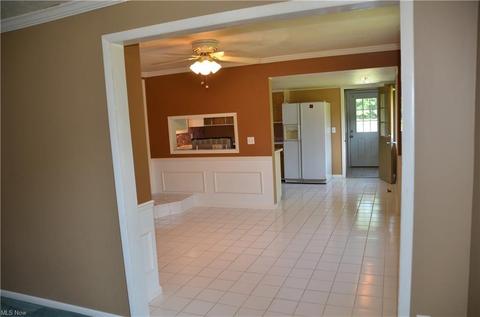 2248 River Rd, Willoughby Hills, OH 44094 photo 5