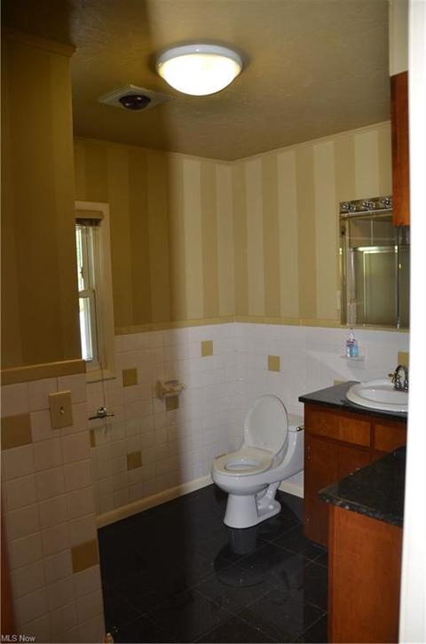 2248 River Rd, Willoughby Hills, OH 44094 photo 8