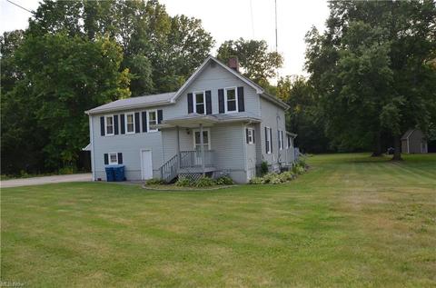 2248 River Rd, Willoughby Hills, OH 44094 photo 1