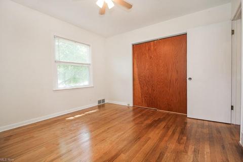 21 E Lowell Ave, Akron, OH 44310 photo 12