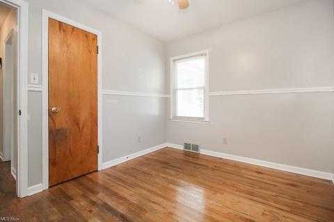 21 E Lowell Ave, Akron, OH 44310 photo 15