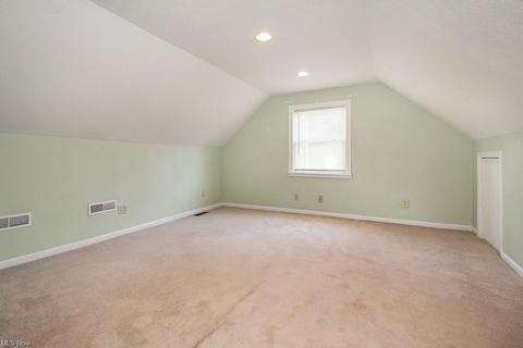 21 E Lowell Ave, Akron, OH 44310 photo 18