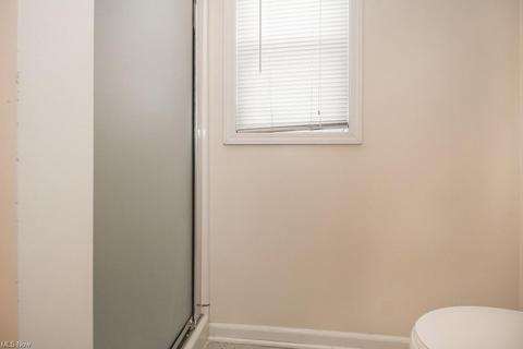 21 E Lowell Ave, Akron, OH 44310 photo 22