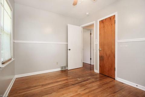 21 E Lowell Ave, Akron, OH 44310 photo 16